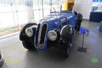 Der BMW 328 erinnert an die Vorkriegsjahre des Eisenacher Automobilbaus. (Bild: Natalia Siedler)